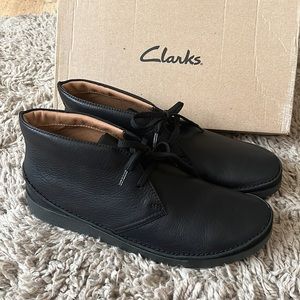Mens black Clark’s boots size 9.5